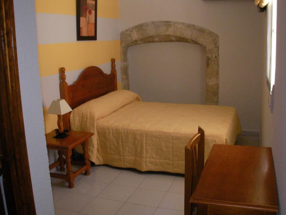 Hostal Trujillo Esterno foto