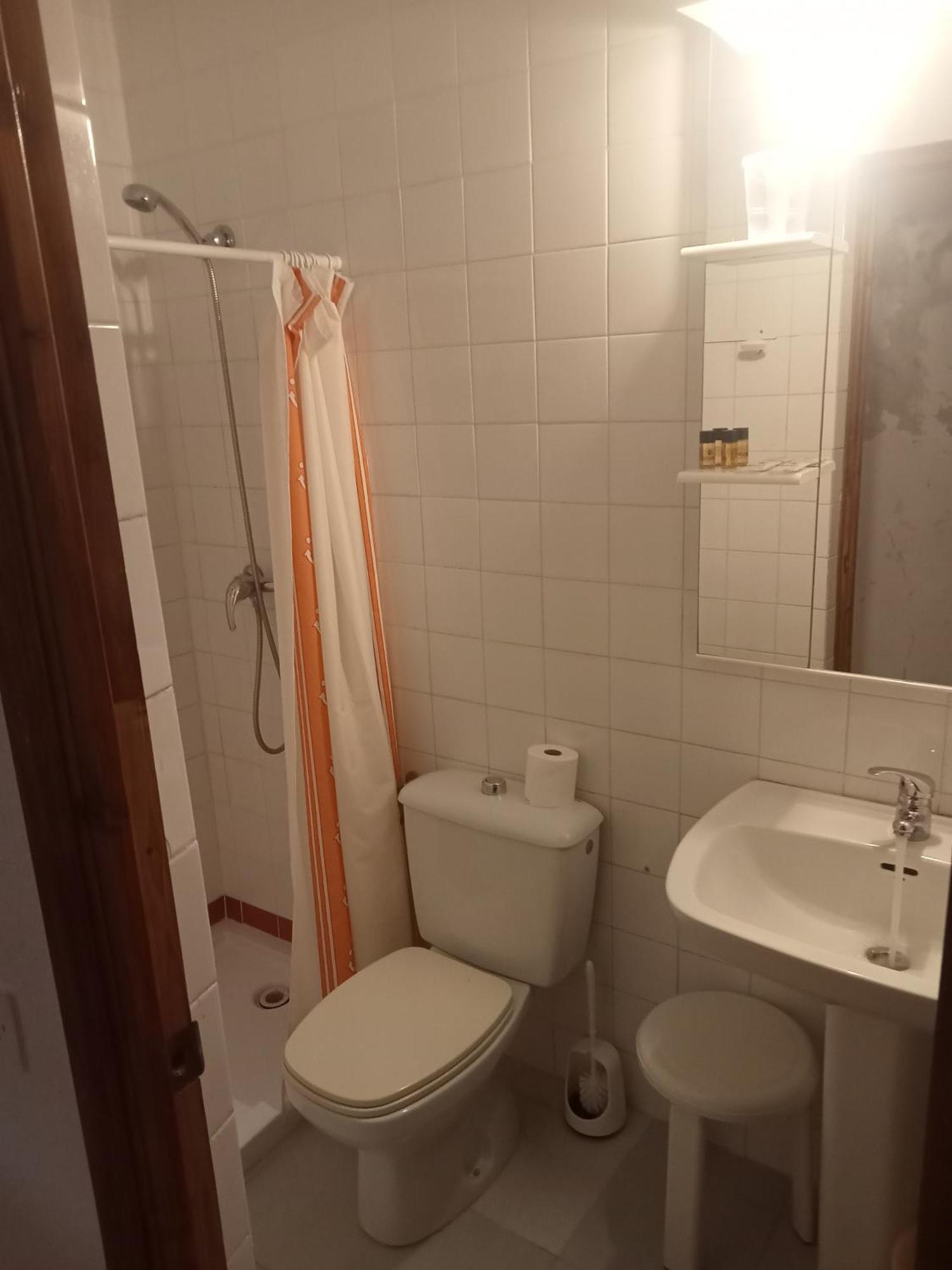 Hostal Trujillo Esterno foto