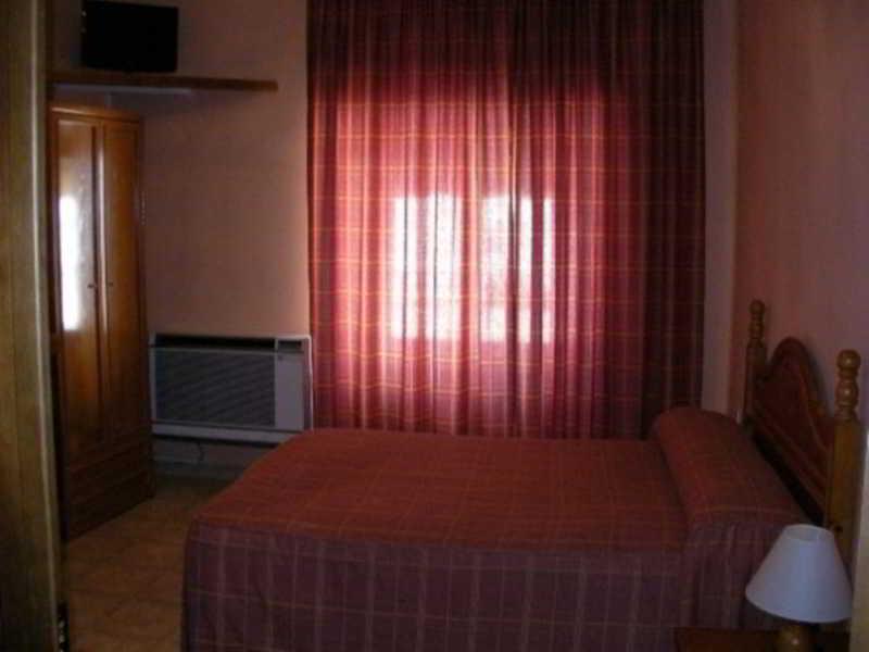Hostal Trujillo Esterno foto